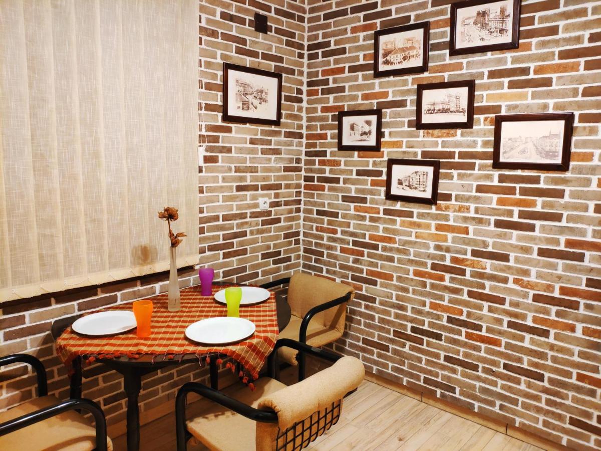 V2 With Love - Vintage Modern And Spacious 贝尔格莱德 外观 照片